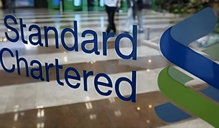 Standard Chartered Raises Outlook as Quarterly Profit Surpasses Estimates